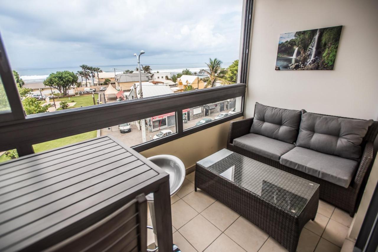 Appartement Le Paille En Queue 圣皮埃尔 外观 照片