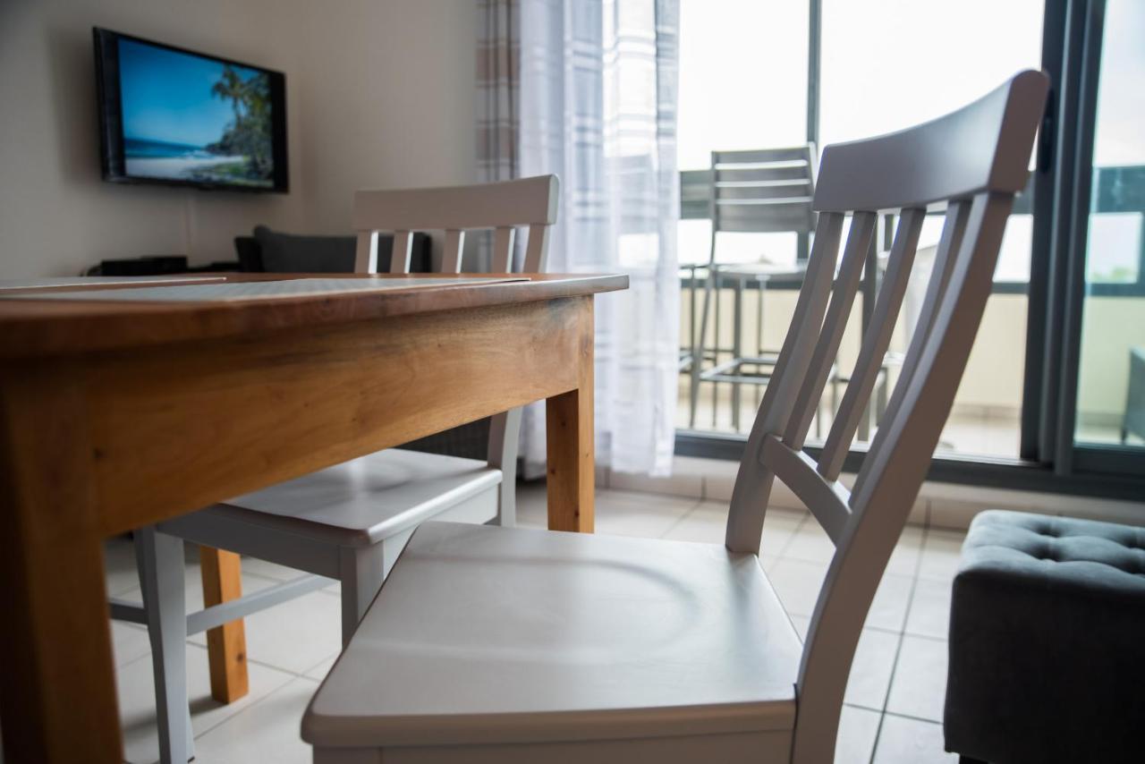 Appartement Le Paille En Queue 圣皮埃尔 外观 照片